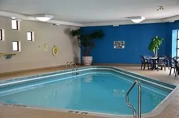 Отель Days Inn By Wyndham Niagara Falls Near The Falls